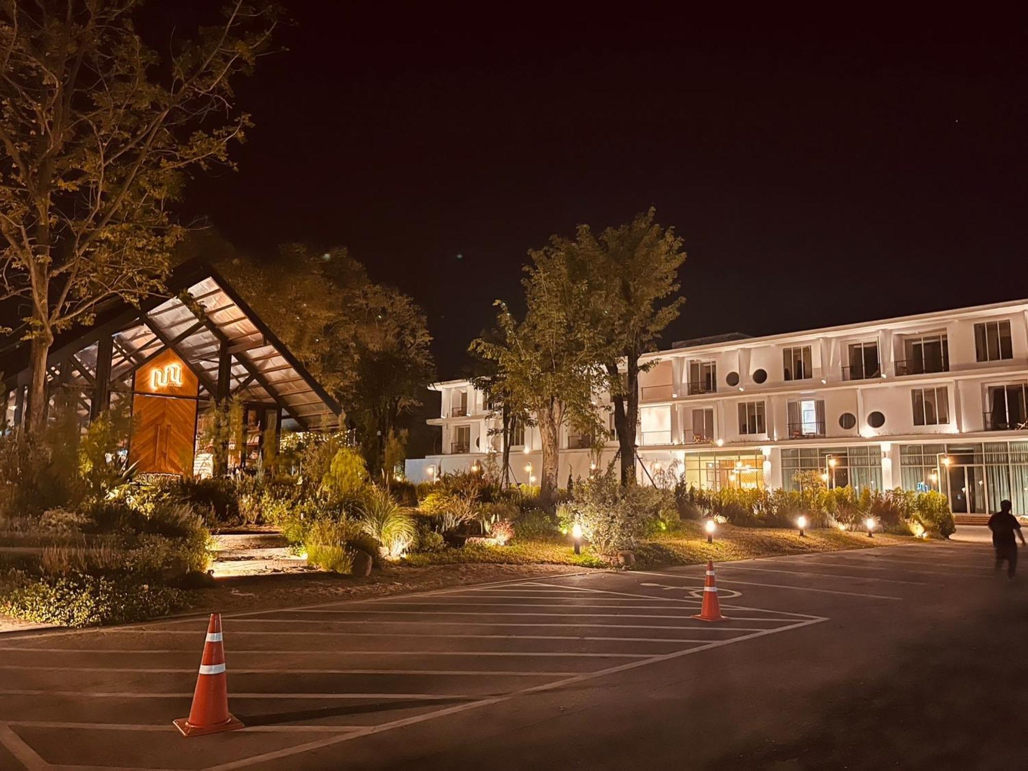 Punn Hotel Korat Nakhonratchasima Zewnętrze zdjęcie